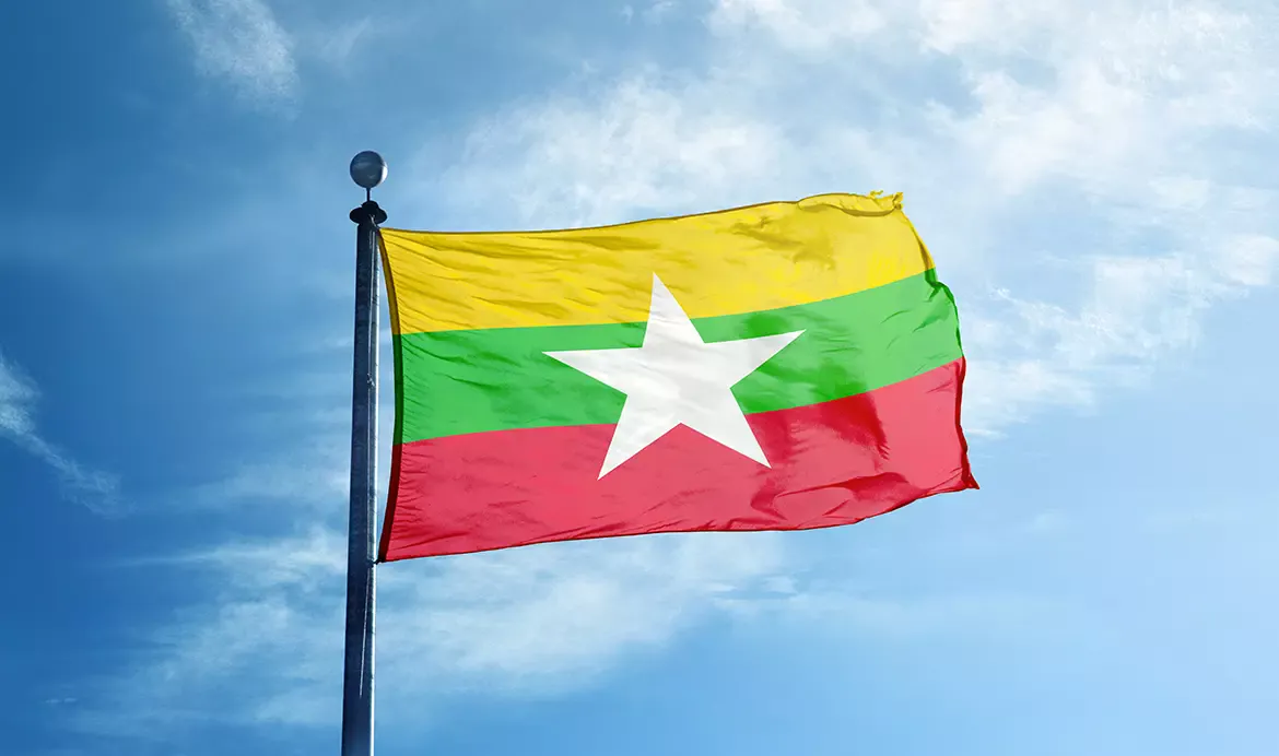 флаг мьянмы